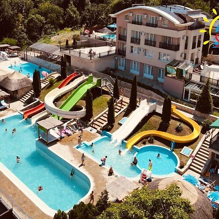 Sunny Hill Apartments & Aqua Park Vrnjačka Banja Exteriér fotografie