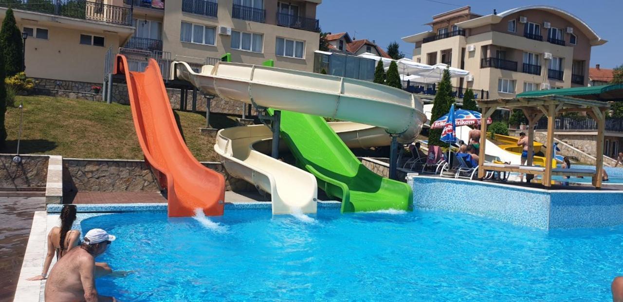 Sunny Hill Apartments & Aqua Park Vrnjačka Banja Exteriér fotografie